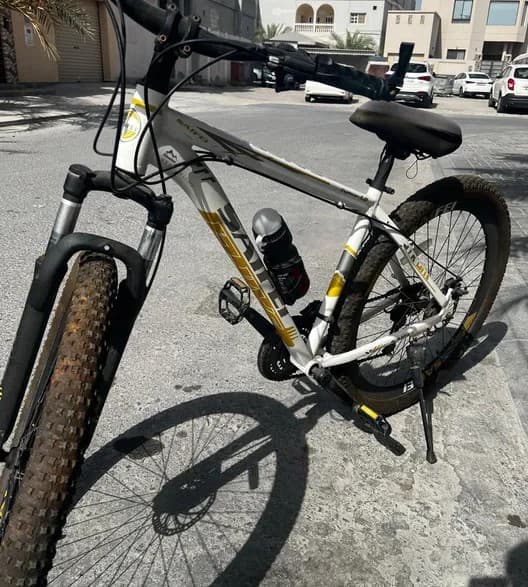 Almost new bicycle for sale photo 1