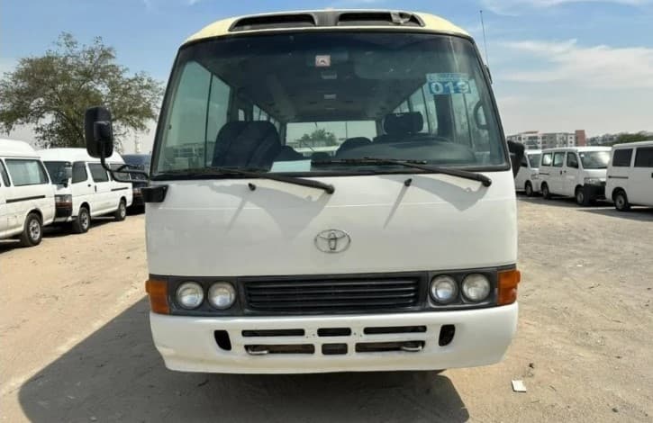 Toyota Coaster photo 1