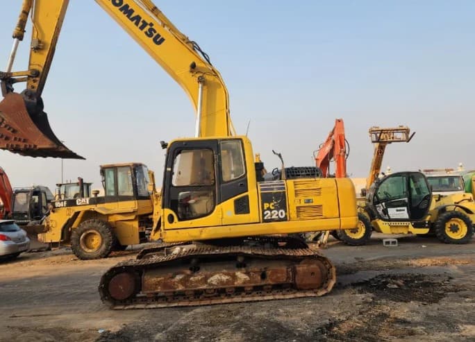komatsu pc220 photo 1