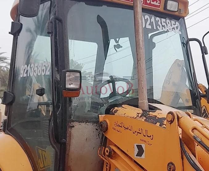 jcb 4cx 4 bay 4 photo 1