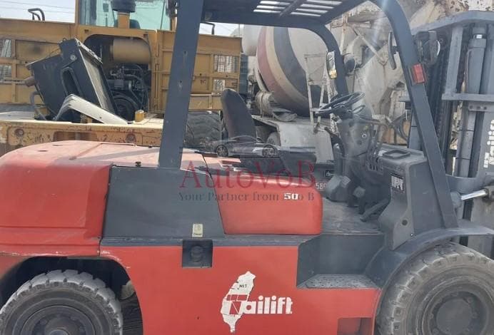 Tailift 5 Ton 2015 photo 1