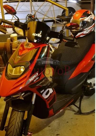 Aprilla sr 150 photo 1