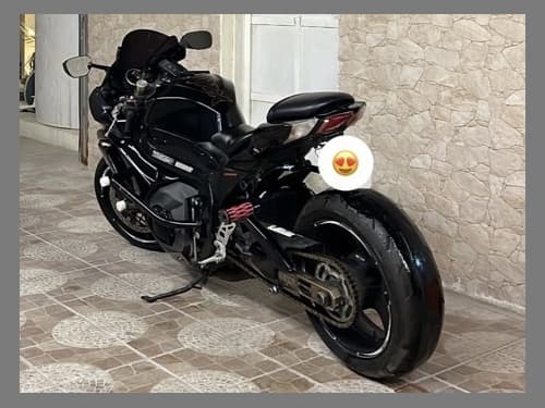 Suzuki GSX-R 1000 2011 Used photo 1