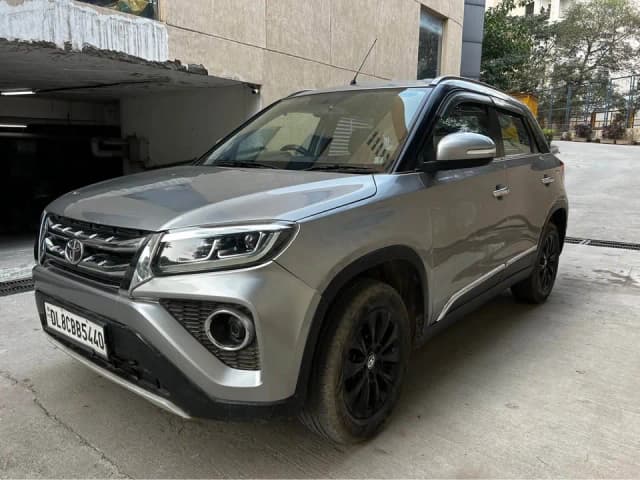 TOYOTA URBAN CRUISER