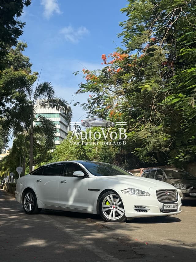 2014 JAGUAR XJL PORTFOLIO