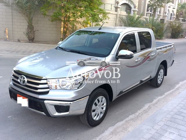 TOYOTA HILUX SILVER MODEL 2025 UNDER WARRANTY UNTIL 2029 DOUBLE CABIN AUTOMATIC GEAR PVT D/C PICK UP ZERO ACCIDENT SINGLE USER V4 0-0