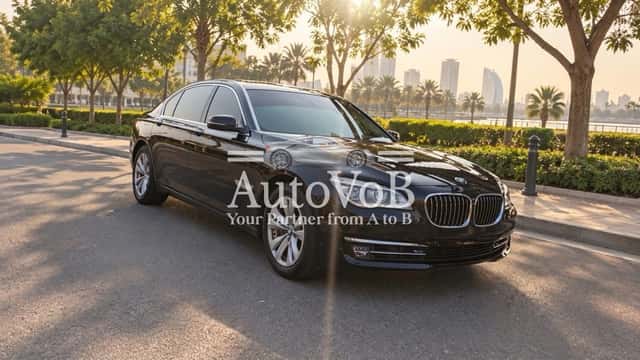 BMW 74OLI - GCC - FULL
OPTIONS بي إم دبليو خليجي
كاملة المواصفات