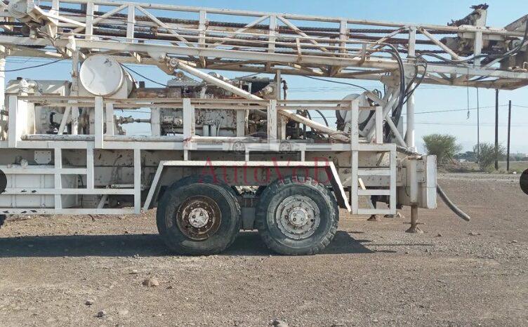 
								water well drilling rig full									